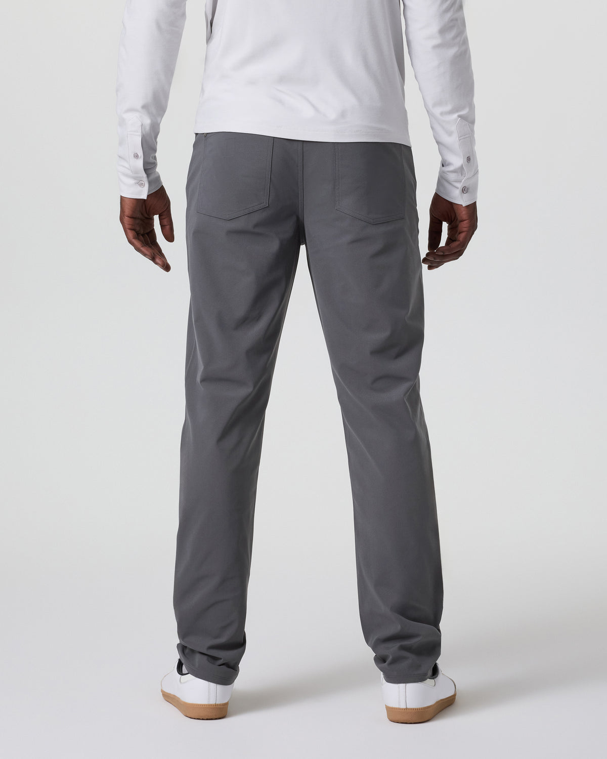Meta Pant Classic Fit 30" Charcoal | Vuori onsale - US 2330