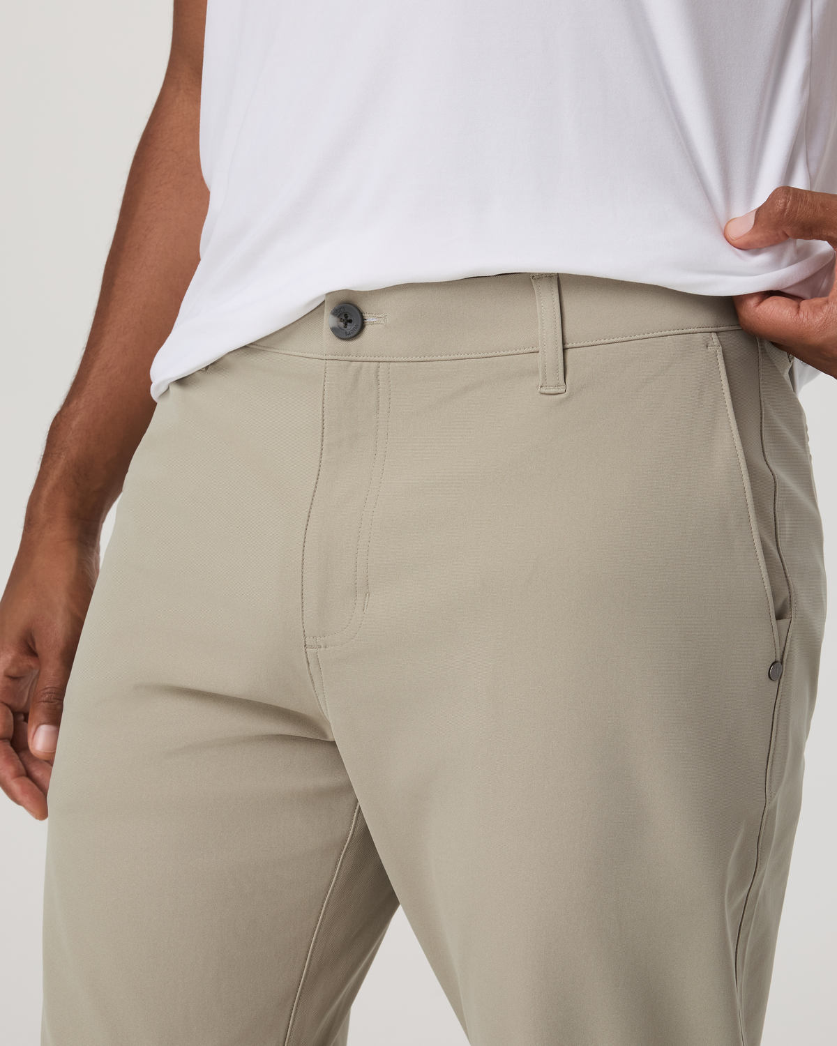 Meta Trouser Classic Fit 30" Men's Truffle Tailored Pants | Vuori for sale - US 5071