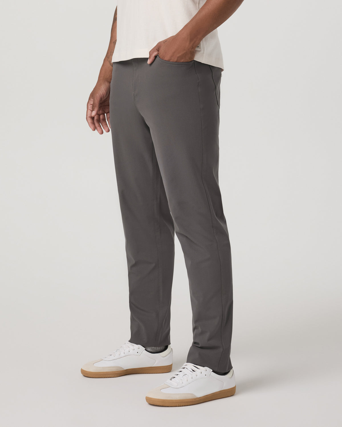 Meta Pant Classic Fit 32" Men's Warm Grey 5-Pocket Pants | Vuori shop - US 7028