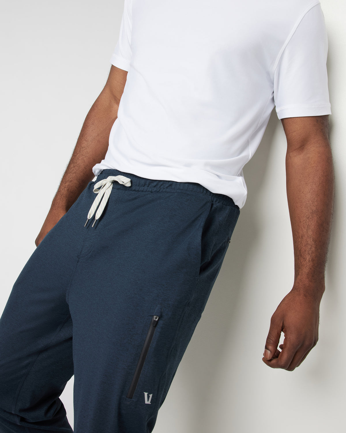 Sunday Performance Jogger Ink Navy Blue Joggers | Vuori shop - US 1231