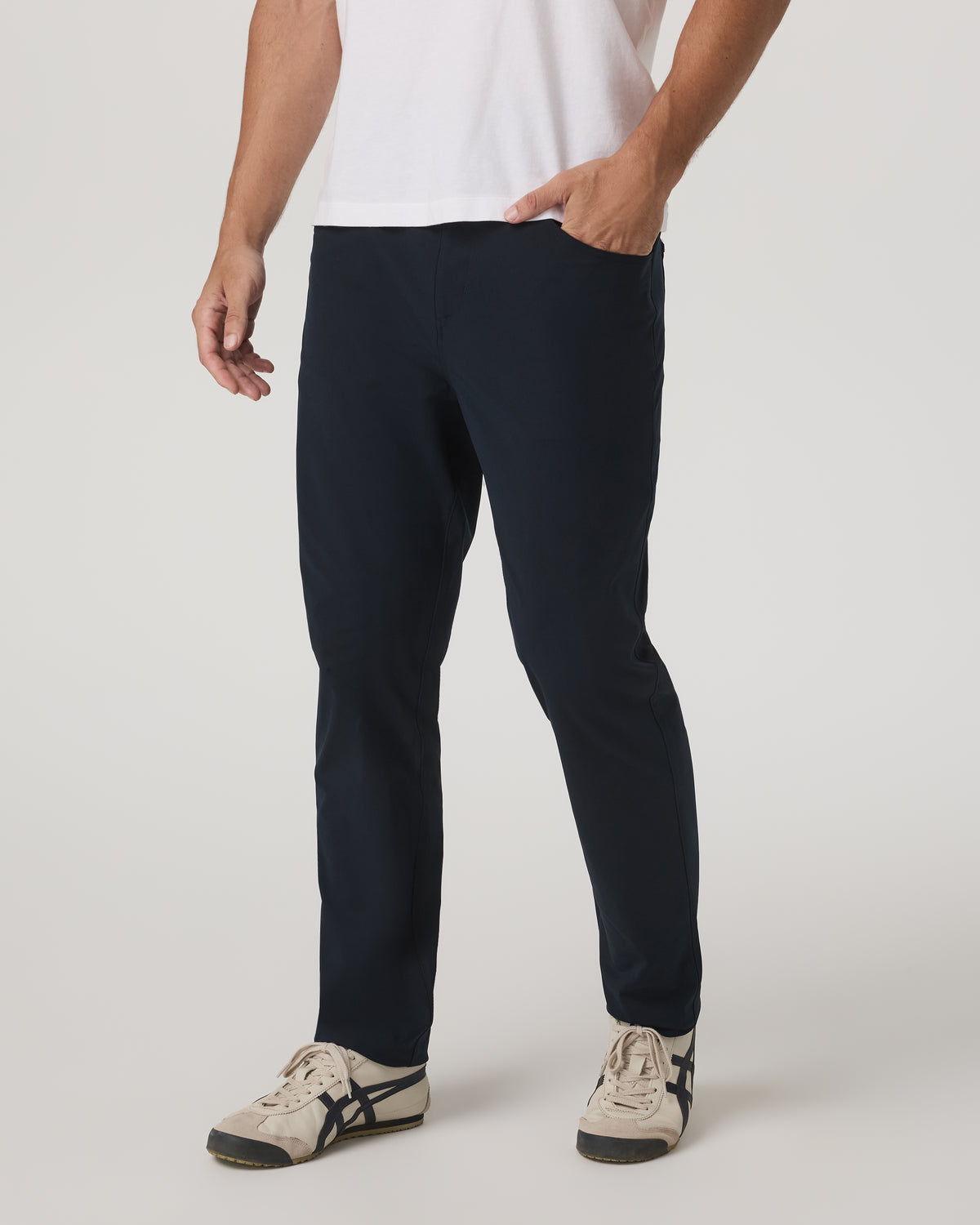 Meta Pant Classic Fit 30" Ink | Vuori outlet - US 8049