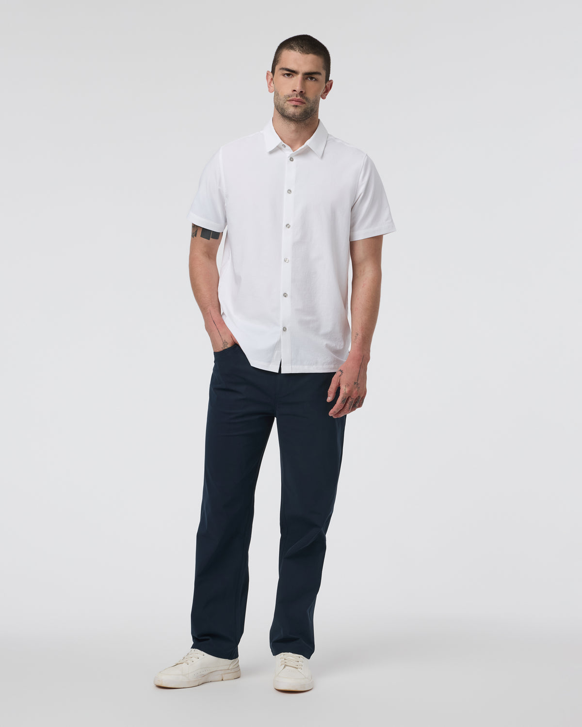 Meta Pant Relaxed Fit 32" Ink | Vuori sale - US 6447