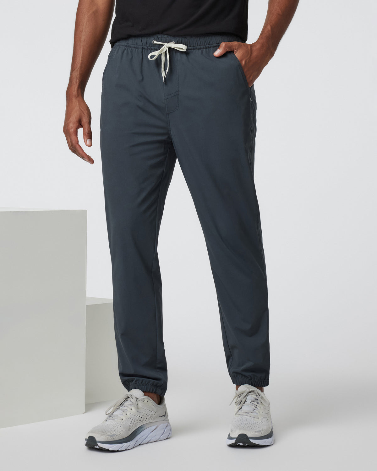 Kore Jogger Men's Charcoal Workout Joggers | Vuori onsale - US 9149