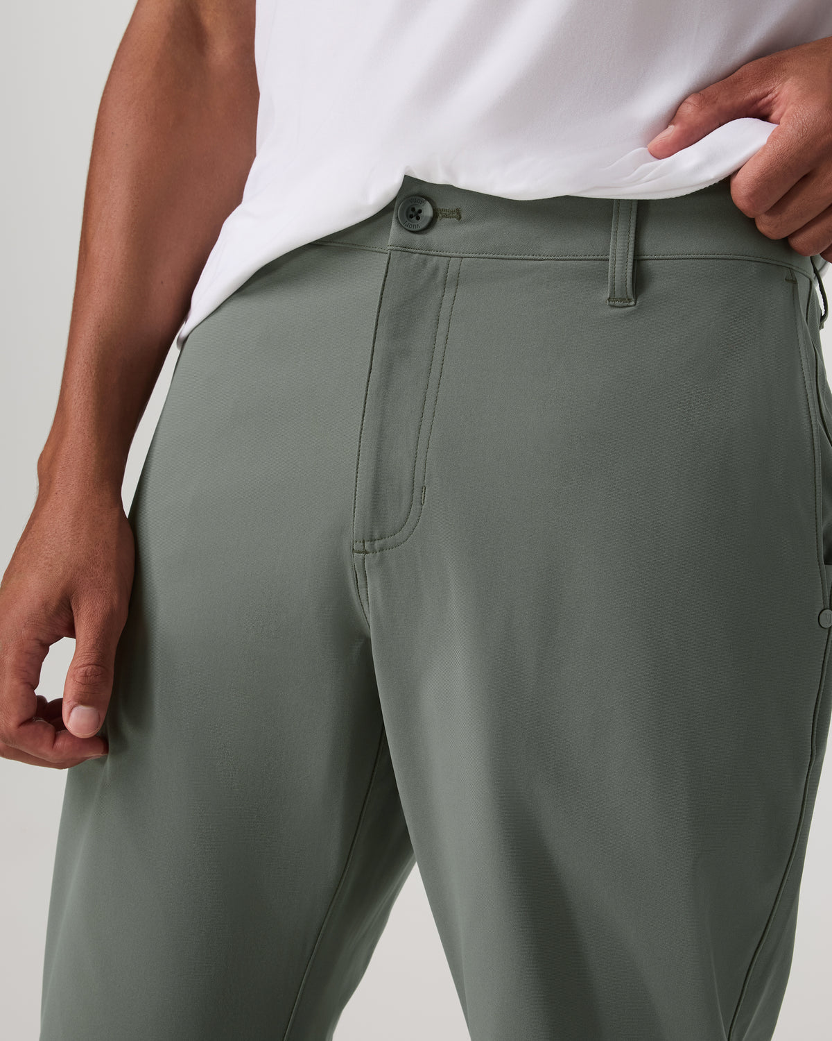 Meta Trouser Classic Fit 32" Men's Light Oregano Pants | Vuori shop - US 5289