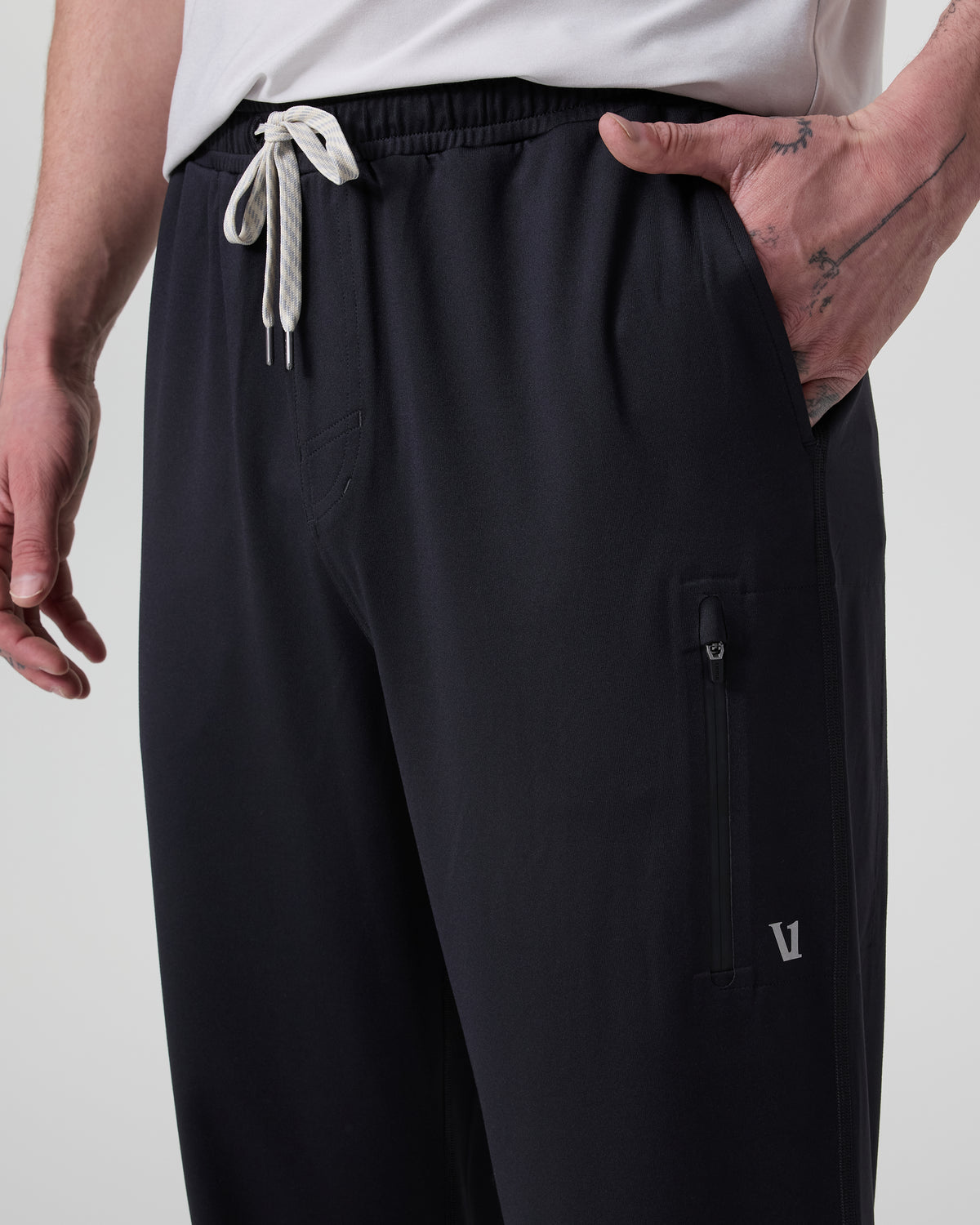 Sunday Performance Sweatpant Classic 28" Black | Vuori shop - US 5842