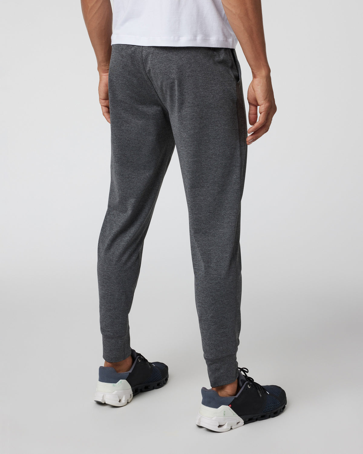 Sunday Performance Jogger 30" Charcoal Heather | Vuori online - US 9648