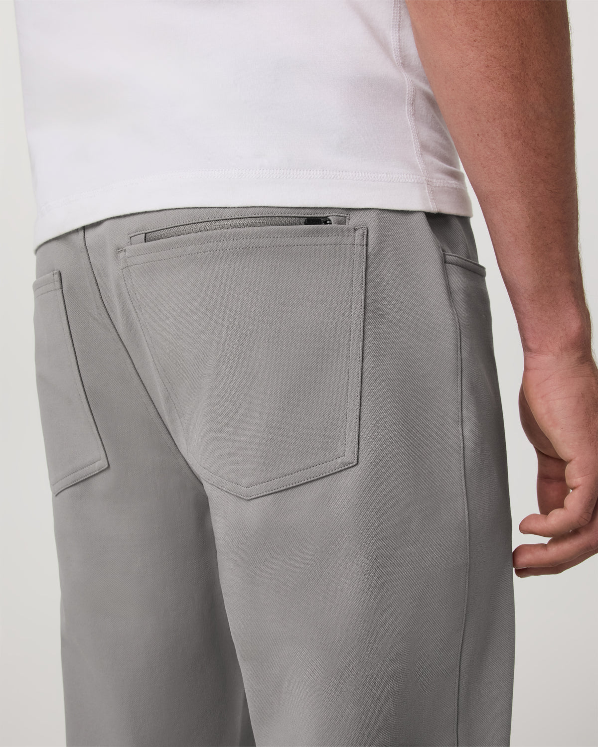 MetaTwill Pant Classic Fit 32" Men's Shiitake Pants | Vuori sale - US 6070