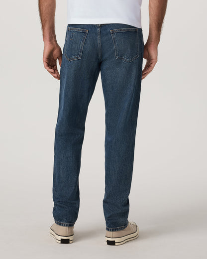 Vuori Vintage Jean Classic Fit 32" Medium Wash Denim | Vuori online - US 1906
