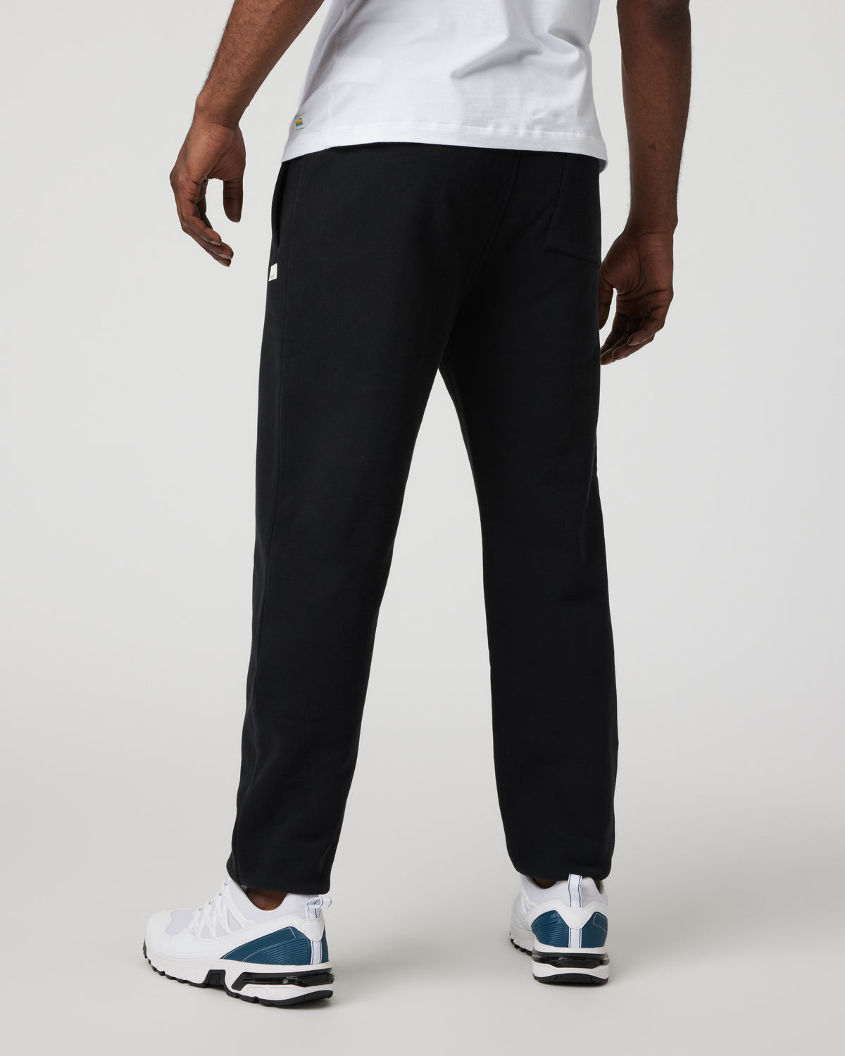 Seaside Sweatpant Men's Black Fleece Sweatpants | Vuori sale - US 8149