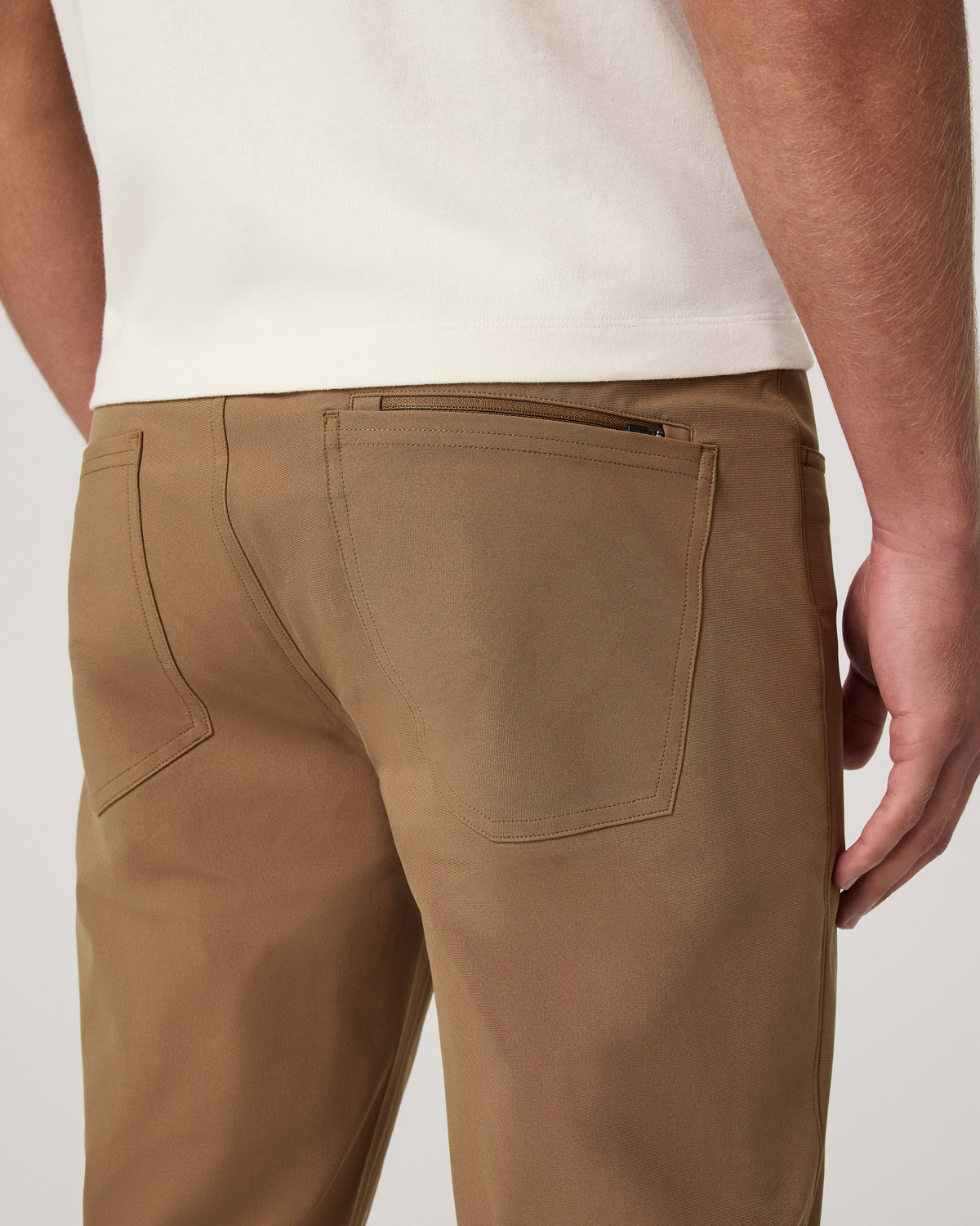 Meta Pant Athletic Slim Fit 32" Men's Pecan 5-Pocket Pant | Vuori for sale - US 6523