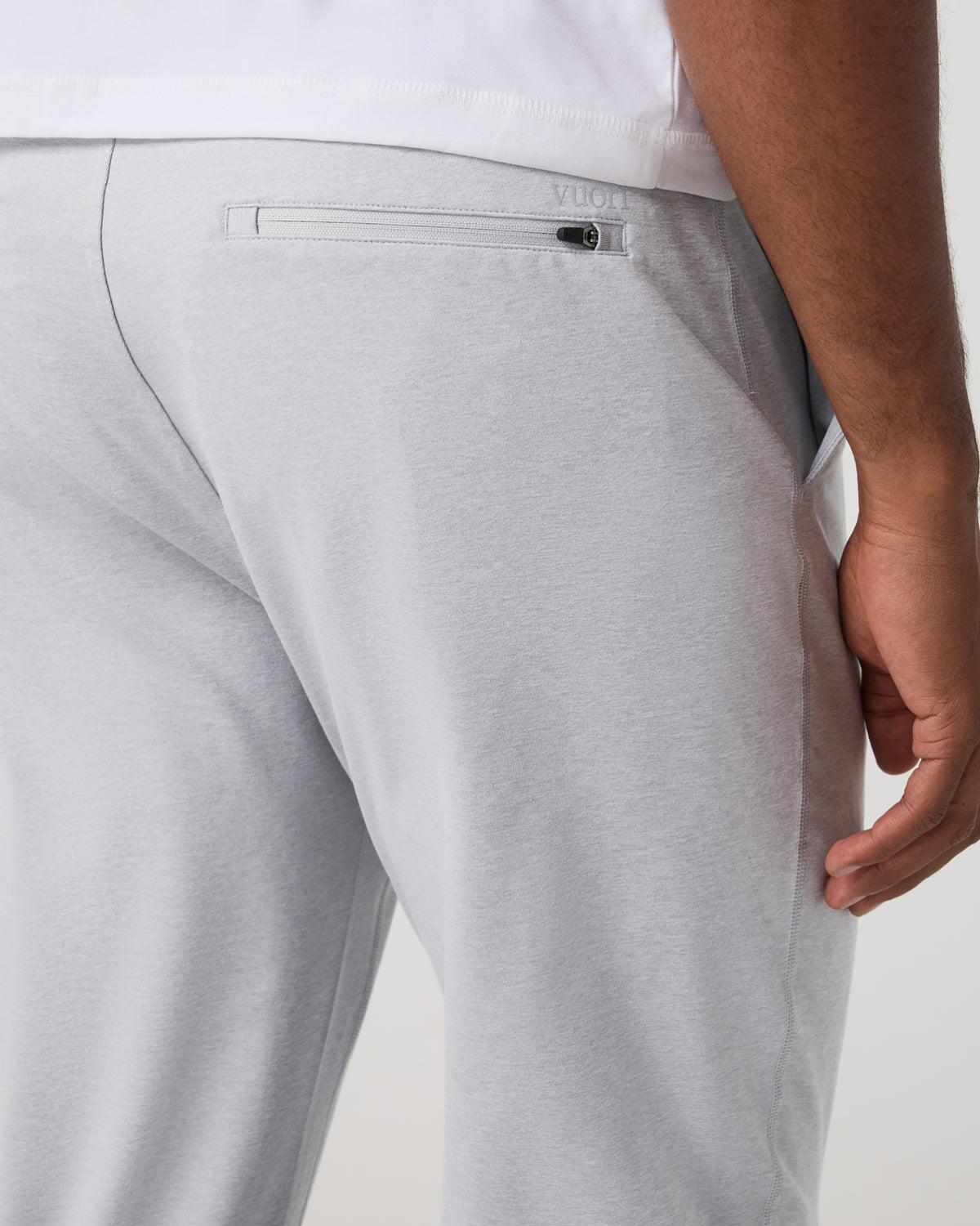 Sunday Performance Jogger Platinum White Joggers | Vuori shop - US 6020