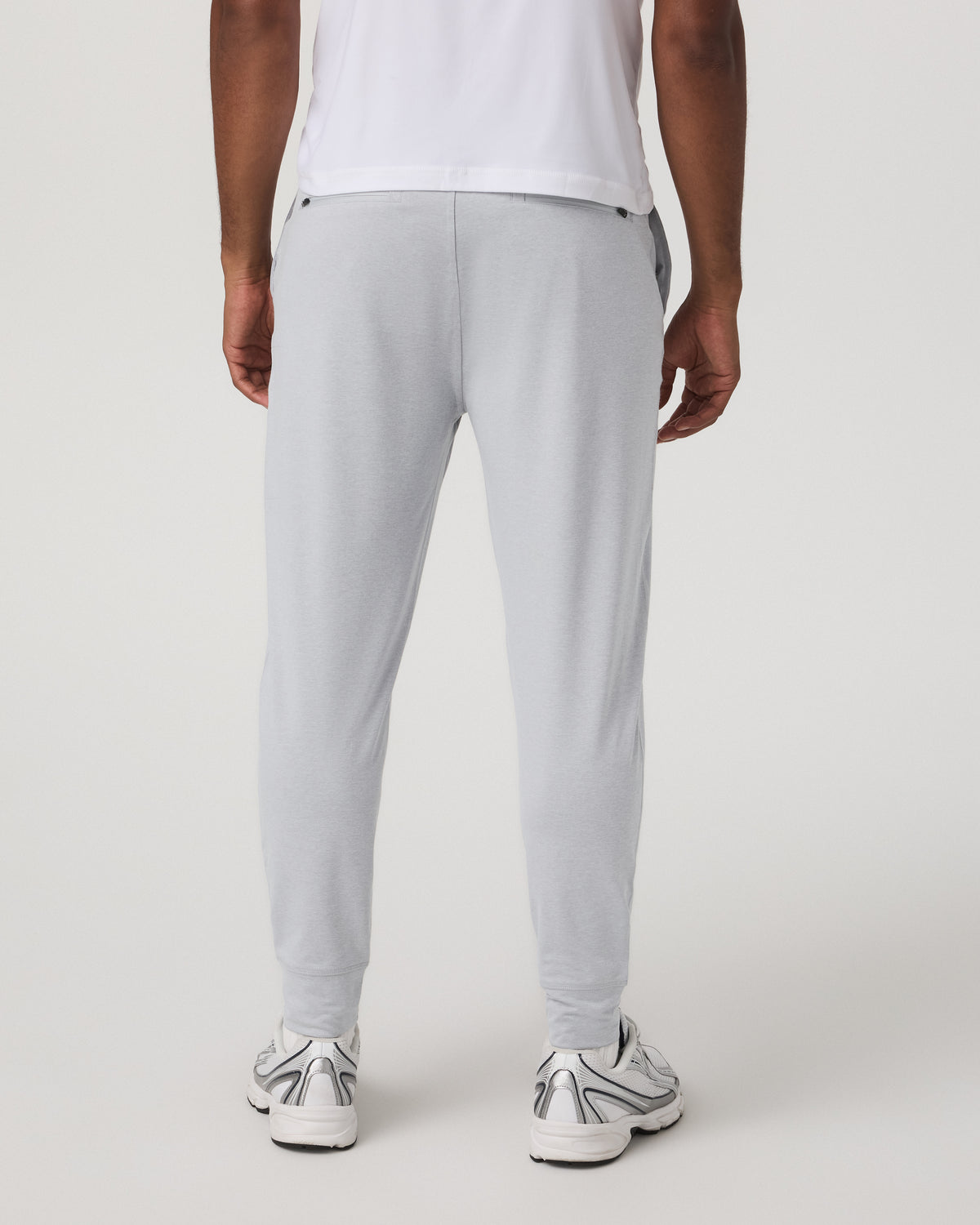 Sunday Performance Jogger Platinum White Joggers | Vuori shop - US 6020