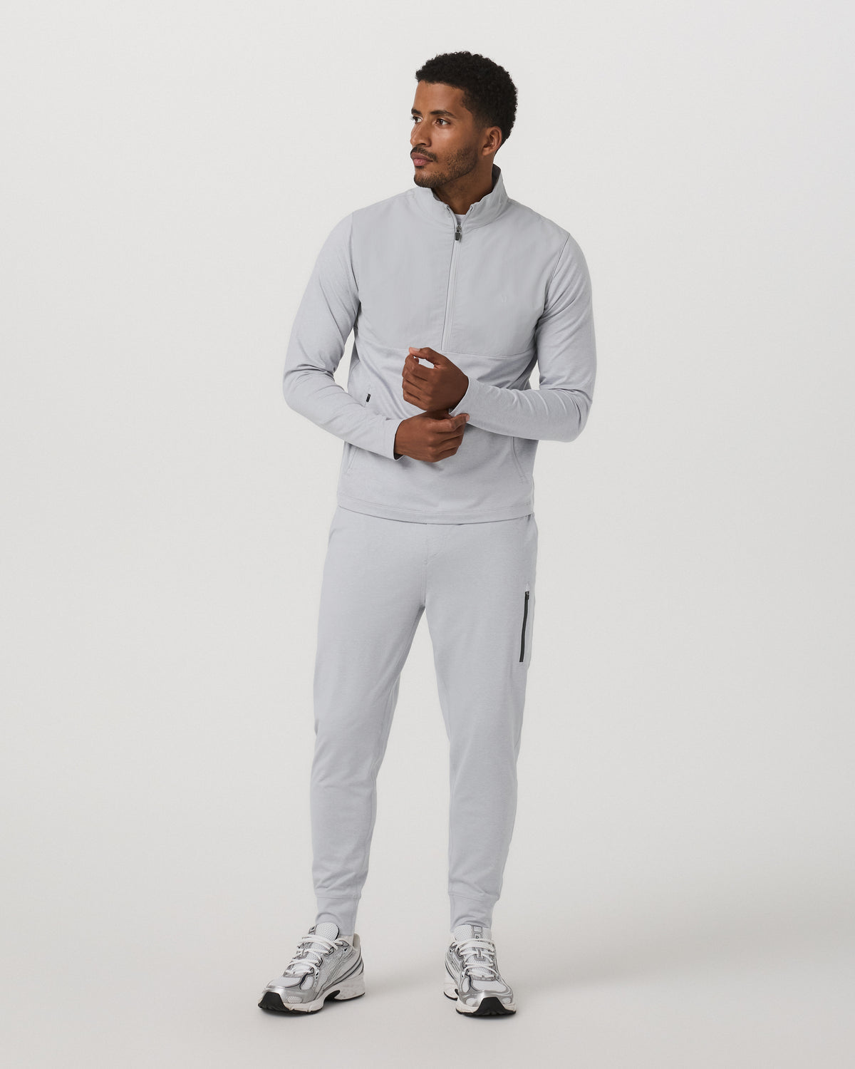 Sunday Performance Jogger Platinum White Joggers | Vuori shop - US 6020