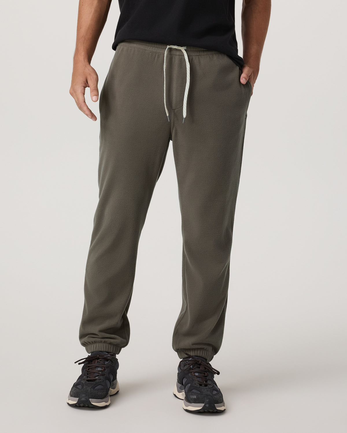 Aspen Sweatpant Men's Classic-Fit Sweats in Root | Vuori onsale - US 5525