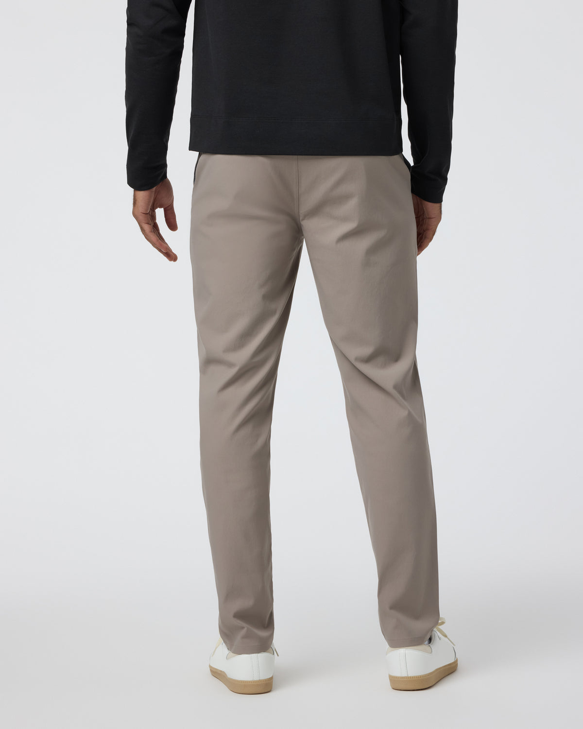 Cascade Tech Chino Pant Men's Mocha Chinos | Vuori shop - US 2343