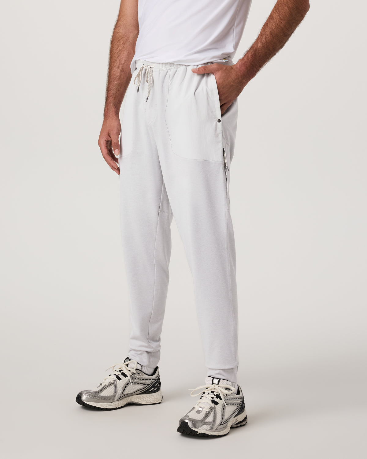 Sunday Mixed Media Jogger 28" Men's Frost Grey Joggers | Vuori onsale - US 5810