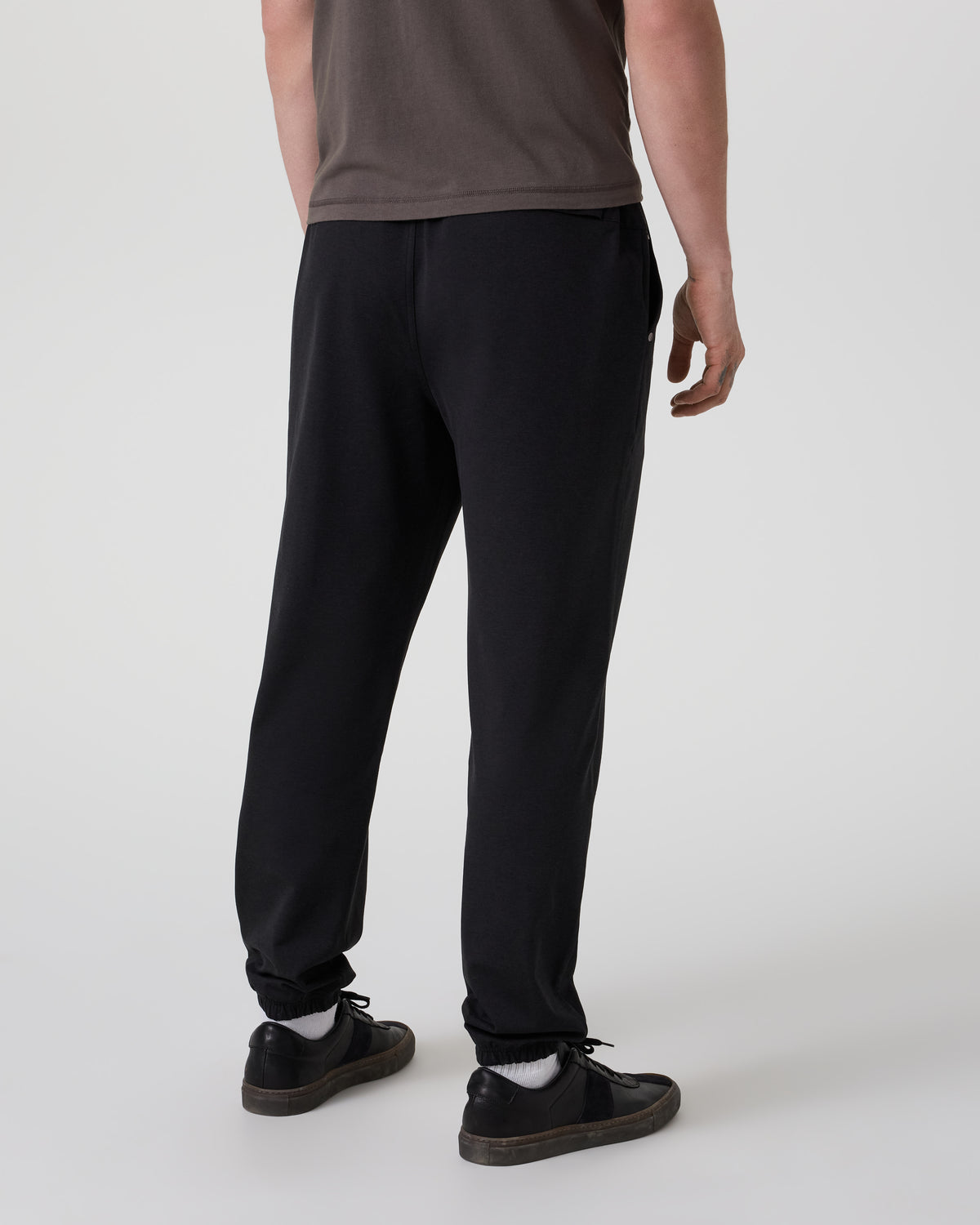 Coronado Performance Sweatpant Classic 30" Black Heather | Vuori sale - US 6424