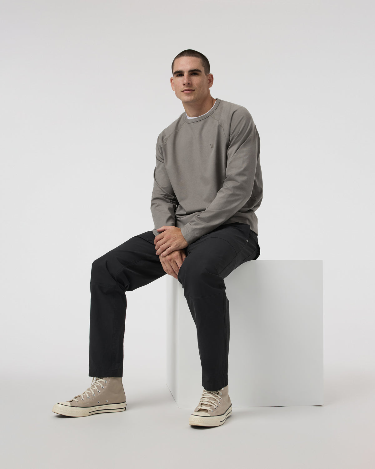 Barren Pant Classic 32" Men's Black Pants | Vuori online - US 9529