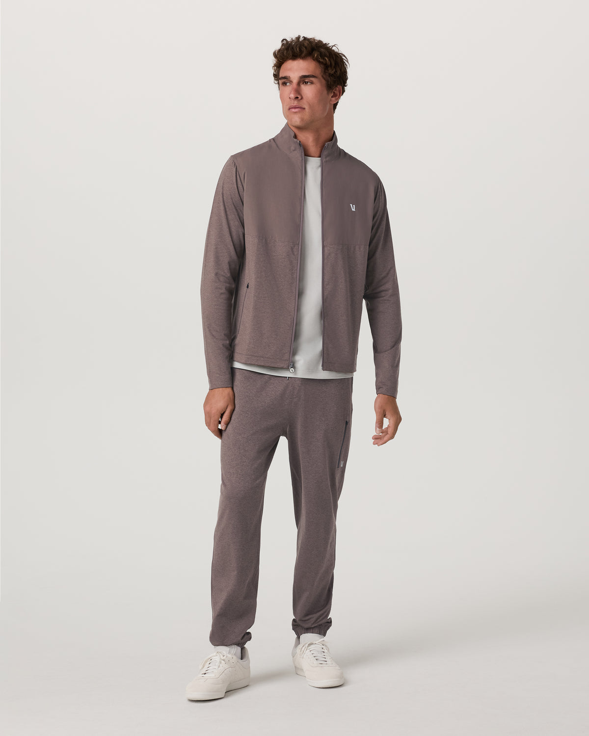 Men's Sunday Performance Sweatpant 30" Huckleberry | Vuori online - US 3412