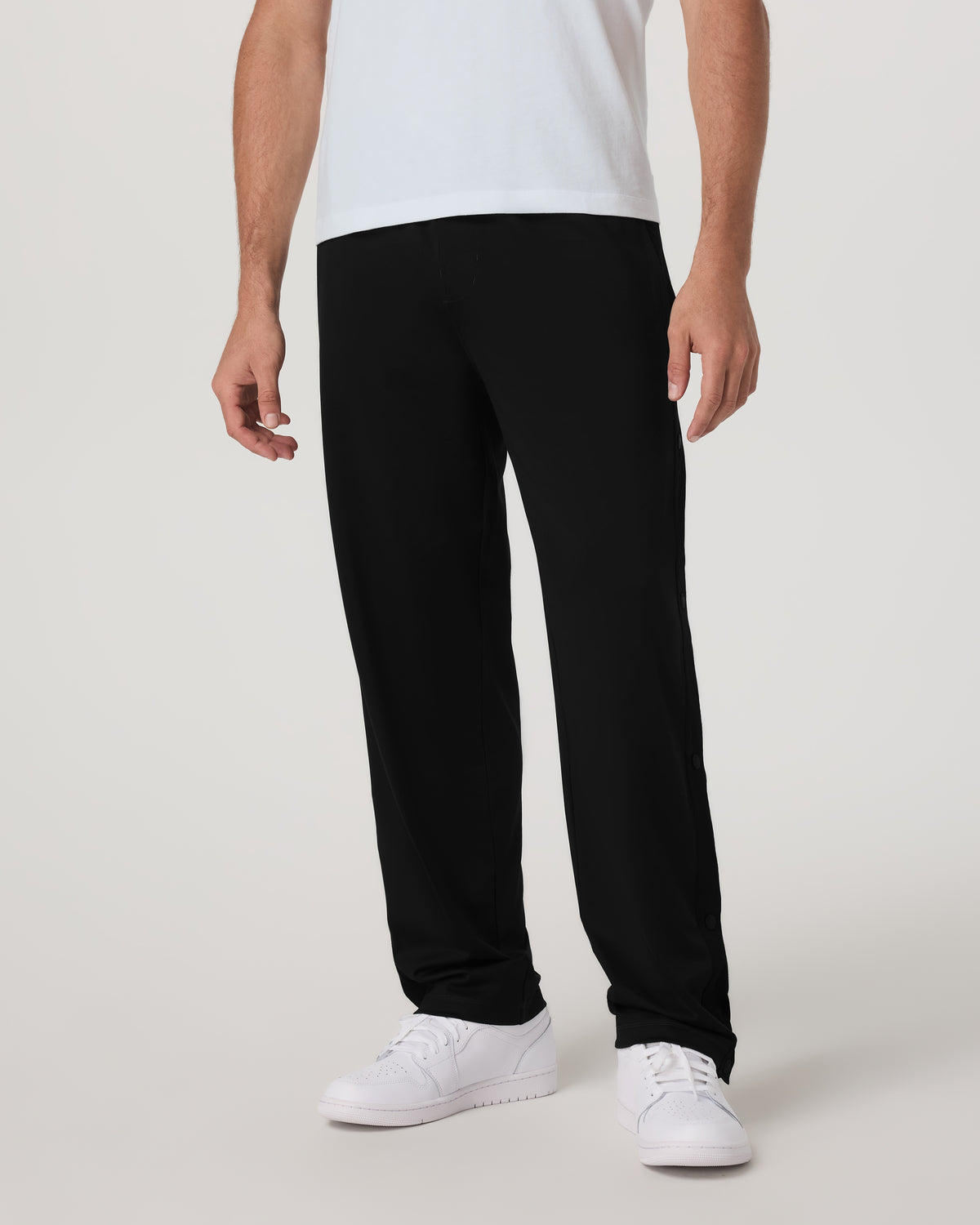 Sunday Warm Up Pant 30" Men's Black Performance Pants | Vuori shop - US 3348