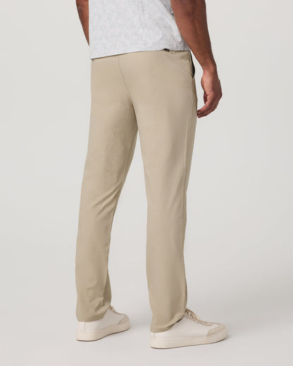 Men's Cascade Tech Chino Athletic Slim Fit 32" Trench | Vuori for sale - US 8850