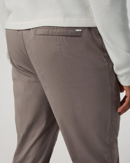 Men's Kore Everyday Pant Lined Classic 30" Smokey Taupe | Vuori for sale - US 4078