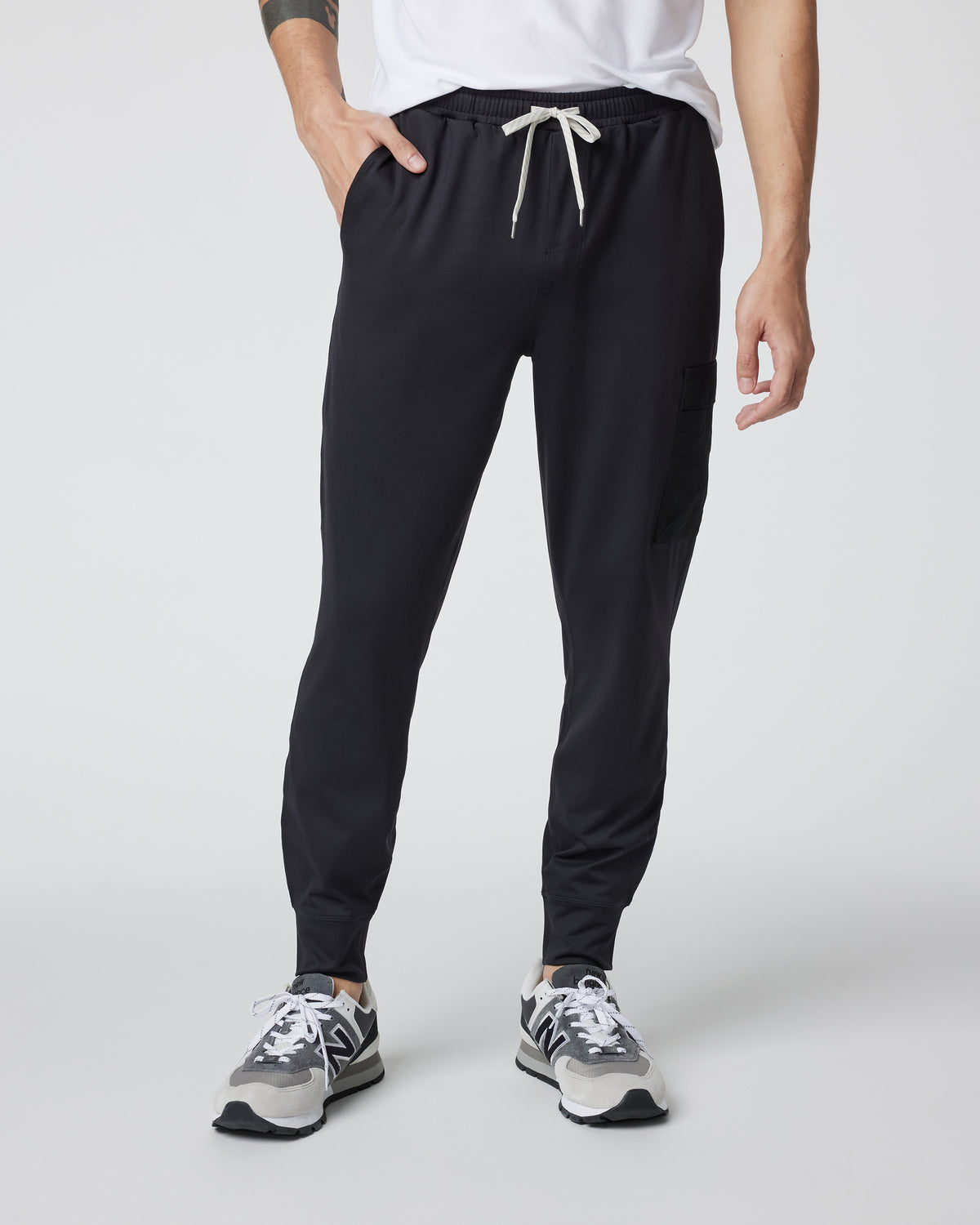 Sunday Utility Jogger Men's Black Cargo Joggers | Vuori shop - US 1441