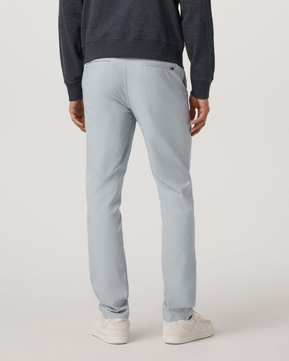 Men's Cascade Tech Chino Athletic Slim Fit 30" Blue Haze | Vuori onsale - US 4232