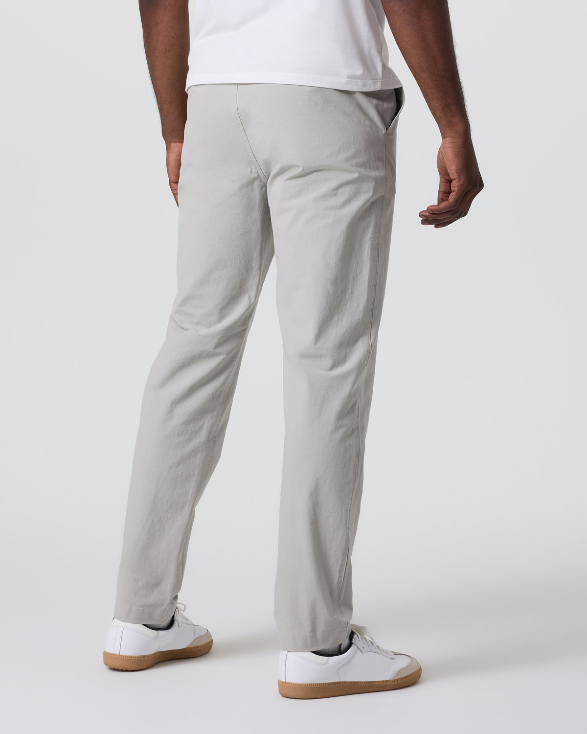 Barren Explorer Pant Classic Fit 30" Talc | Vuori sale - US 6077