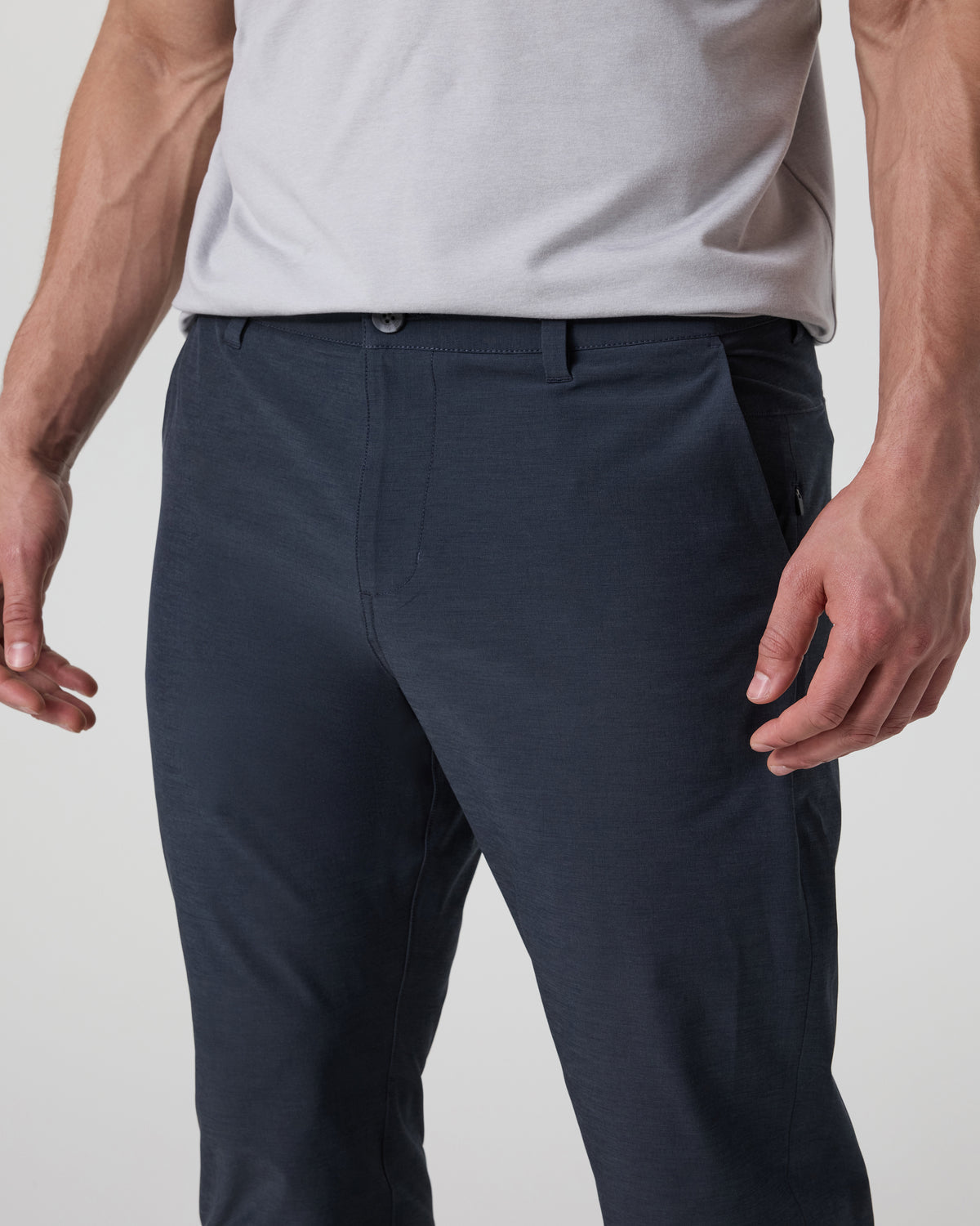 Aim Pant 30" Navy Golf & Travel Pants | Vuori shop - US 3522