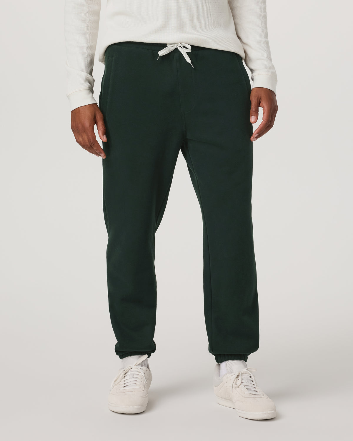 Seaside Sweatpant 28" Men's Relaxed Evergreen Sweatpant | Vuori onsale - US 9976