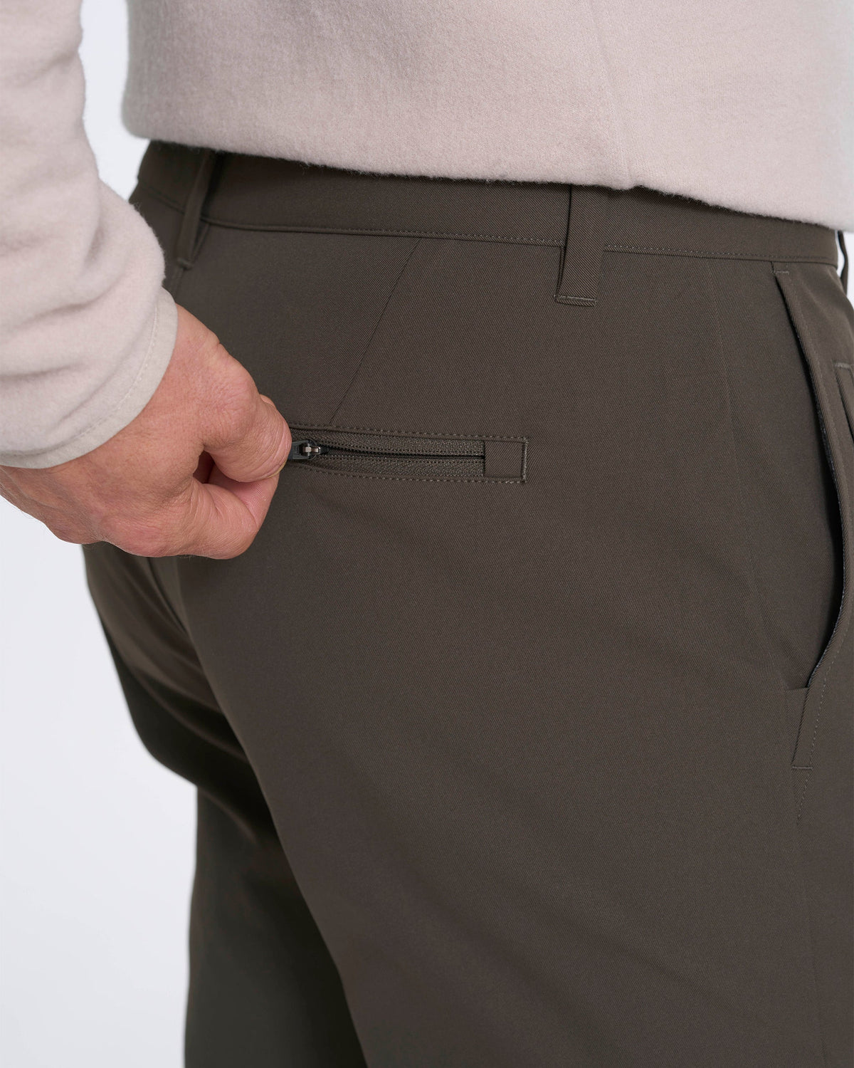 Cascade Tech Chino Pant Athletic Slim Fit 30" Dark Oregano | Vuori for sale - US 2882
