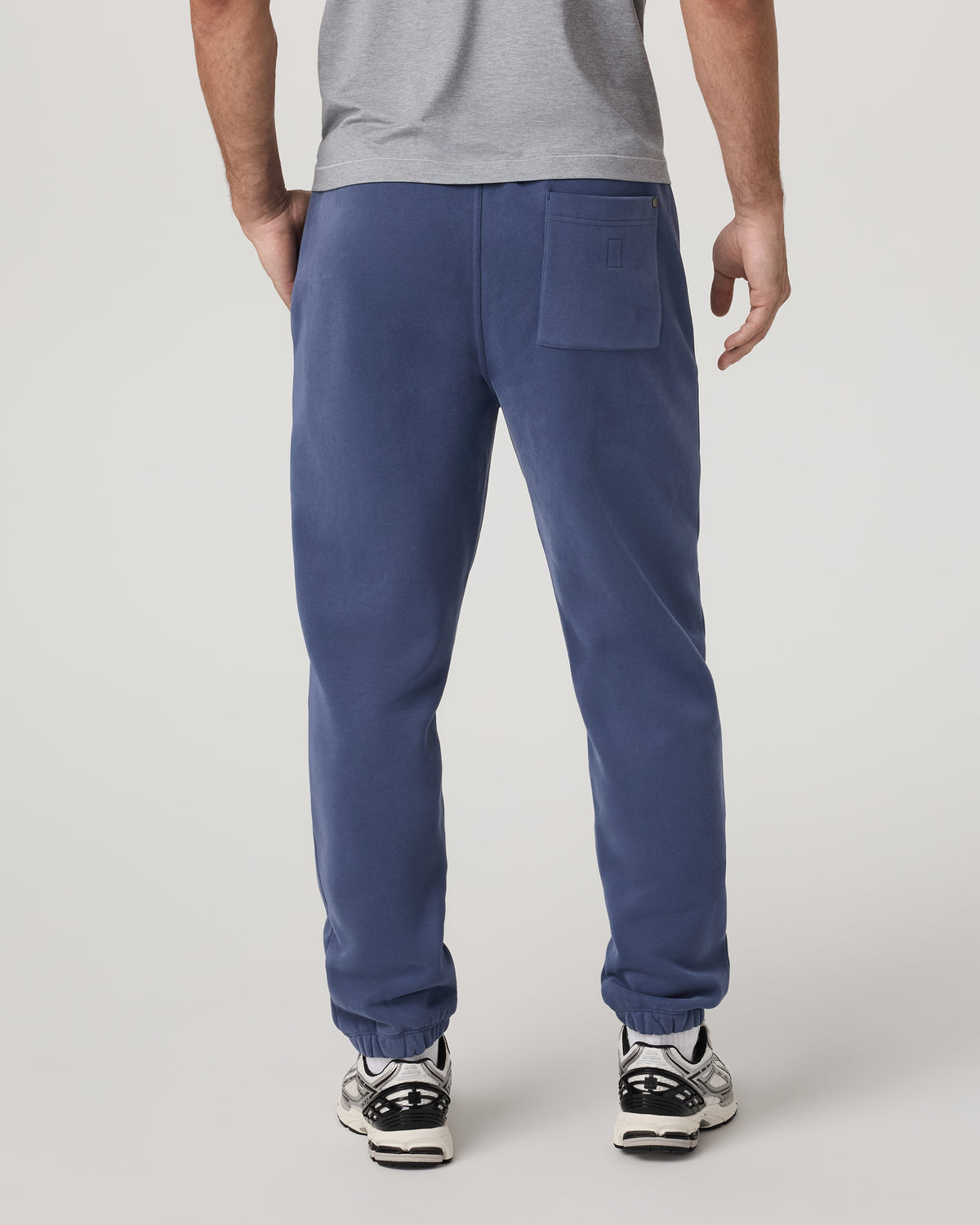 Seaside Sweatpant 30" Men's French Blue Sweatpant | Vuori online - US 6807