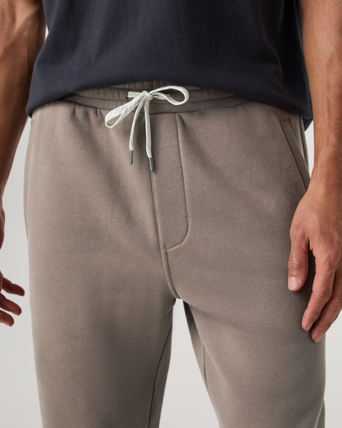 Seaside Sweatpant 30" Men's Smokey Taupe Sweatpant | Vuori outlet - US 9477