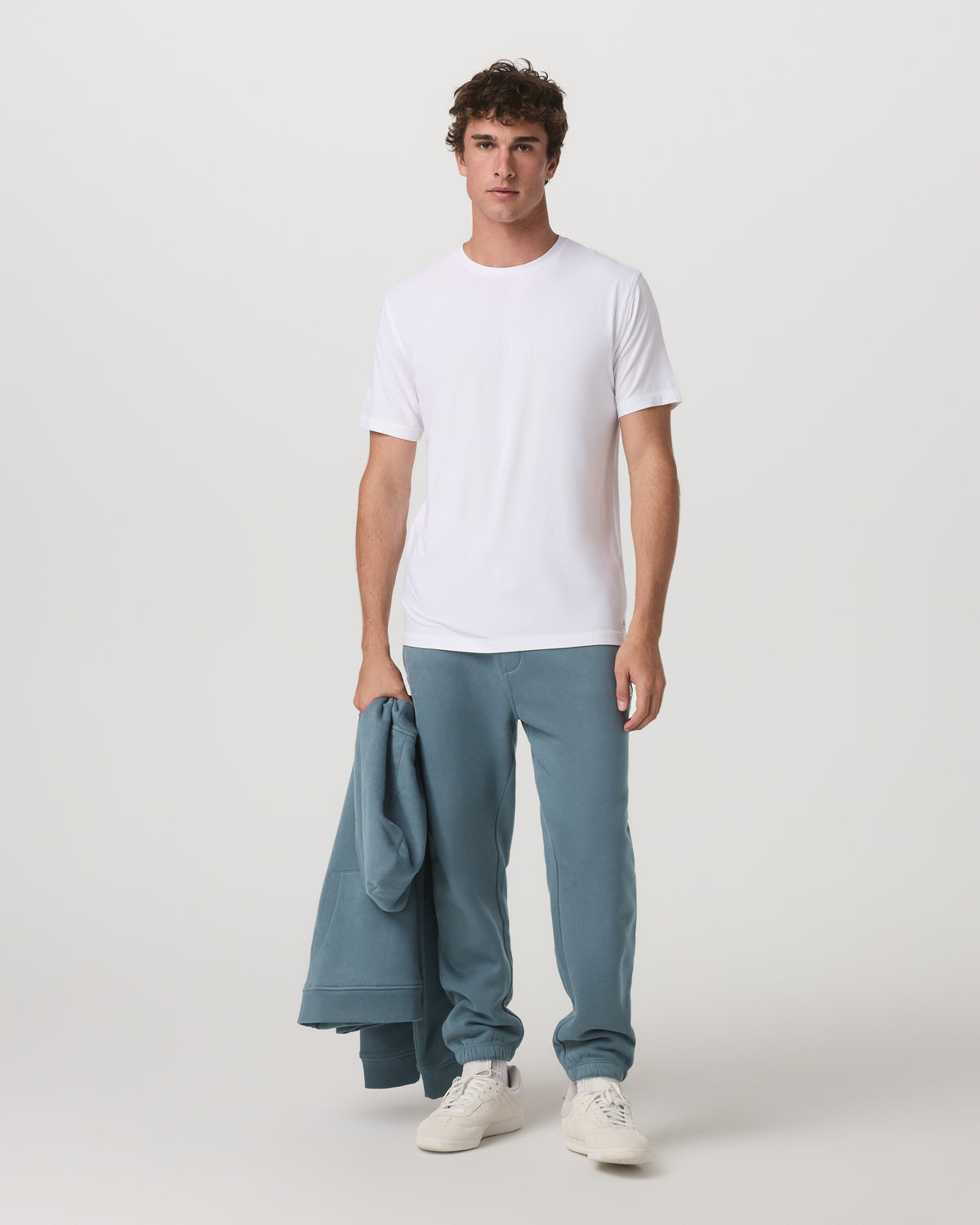 Seaside Sweatpant Blue Sea | Vuori online - US 7687