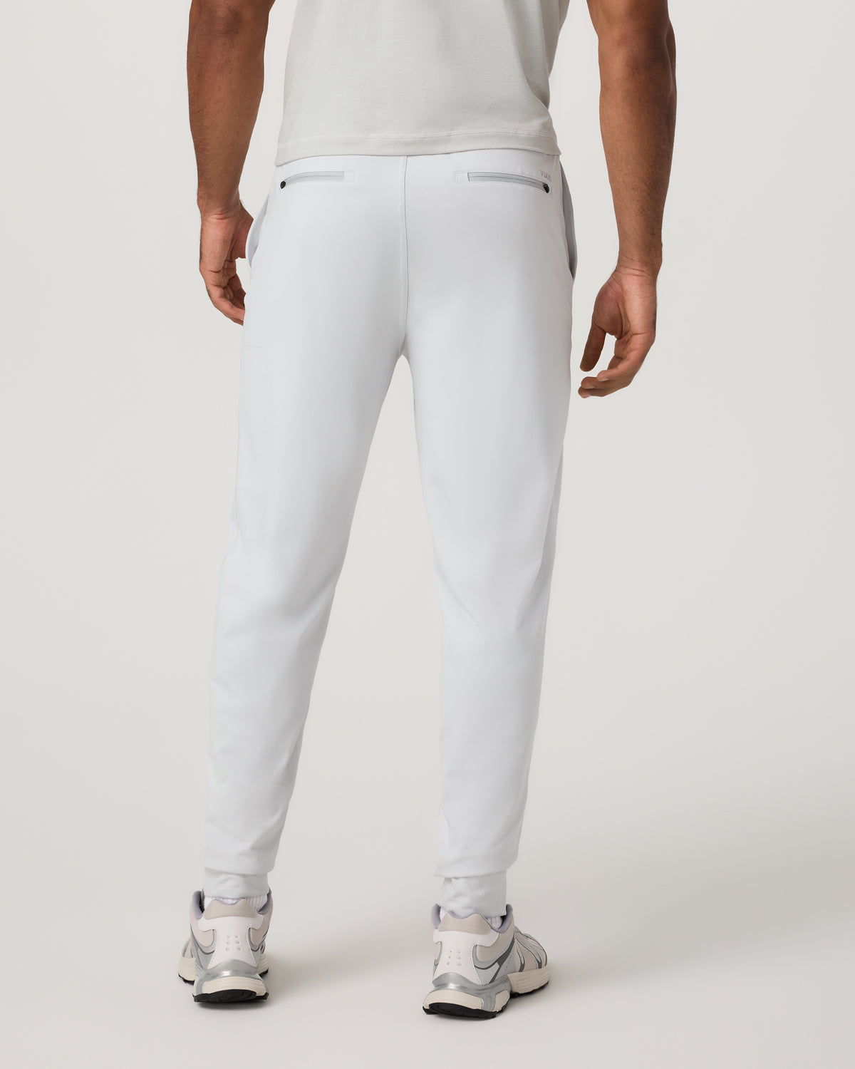 Sunday Performance Jogger 28" Men's Frost Grey Joggers | Vuori outlet - US 6655