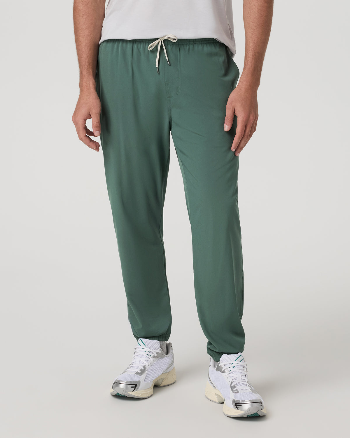 Kore Jogger Lined 28" Men's Agate Green Joggers with Liner | Vuori discount - US 8597