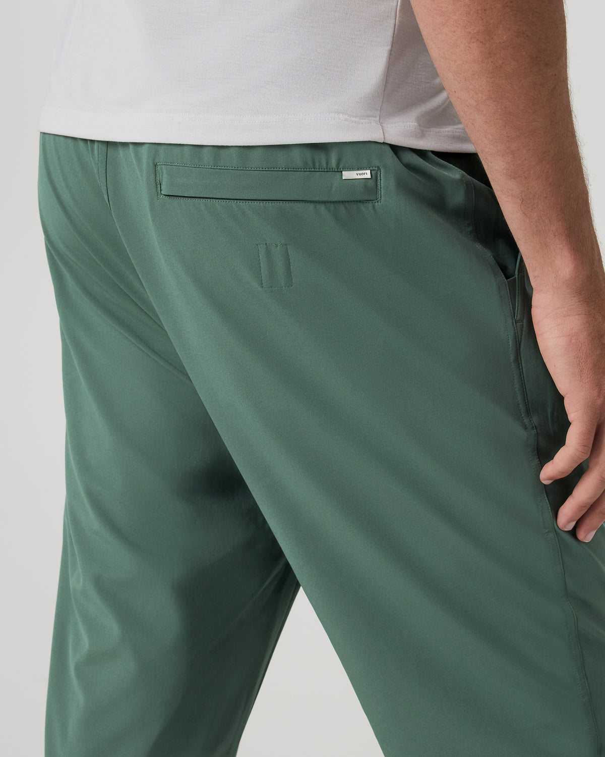 Kore Jogger Lined 28" Men's Agate Green Joggers with Liner | Vuori discount - US 8597