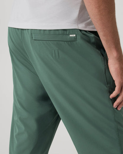 Kore Jogger Lined 28" Men's Agate Green Joggers with Liner | Vuori discount - US 8597