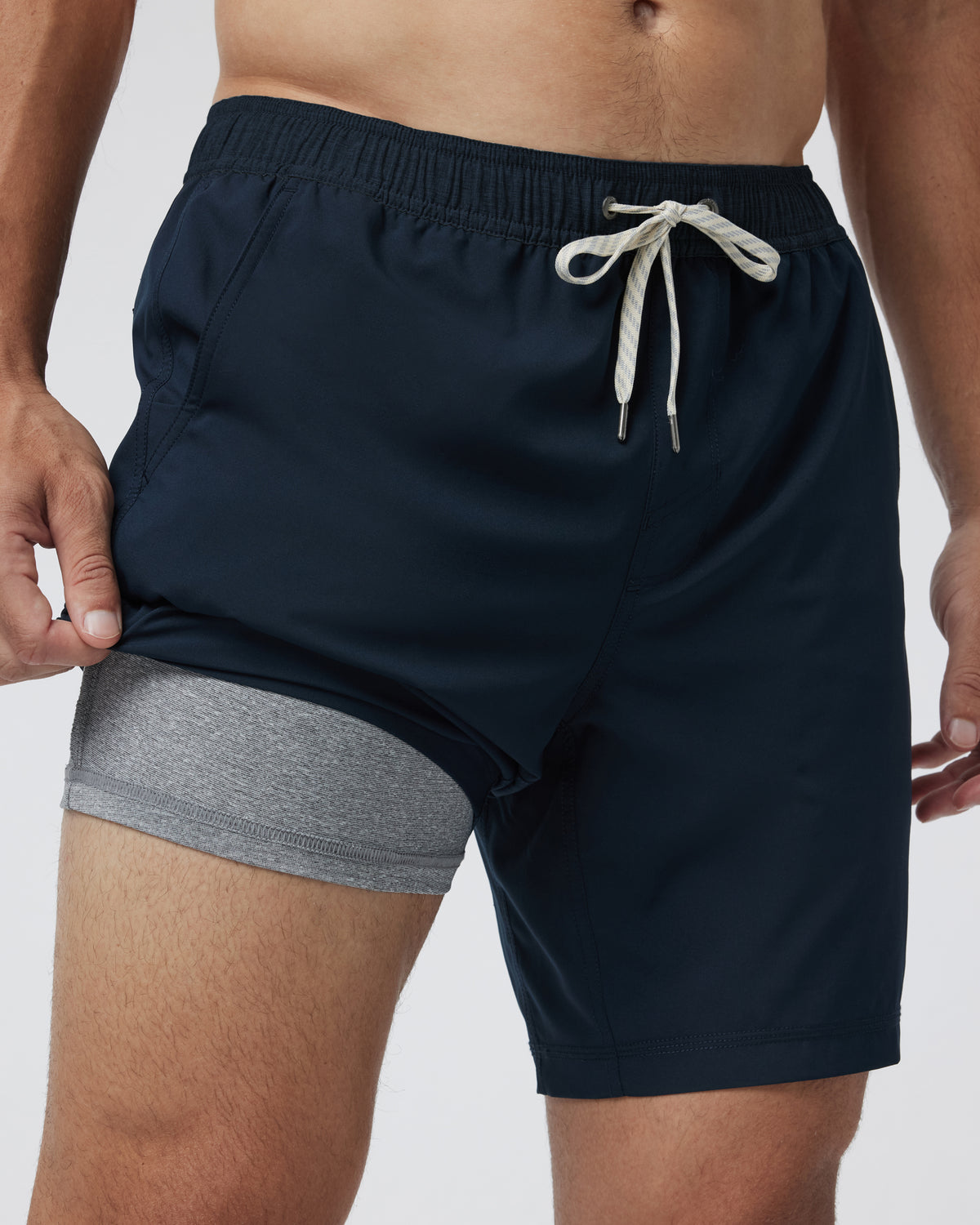 Kore Short Lined 7" Men's Ink Athletic Shorts | Vuori online - US 4705