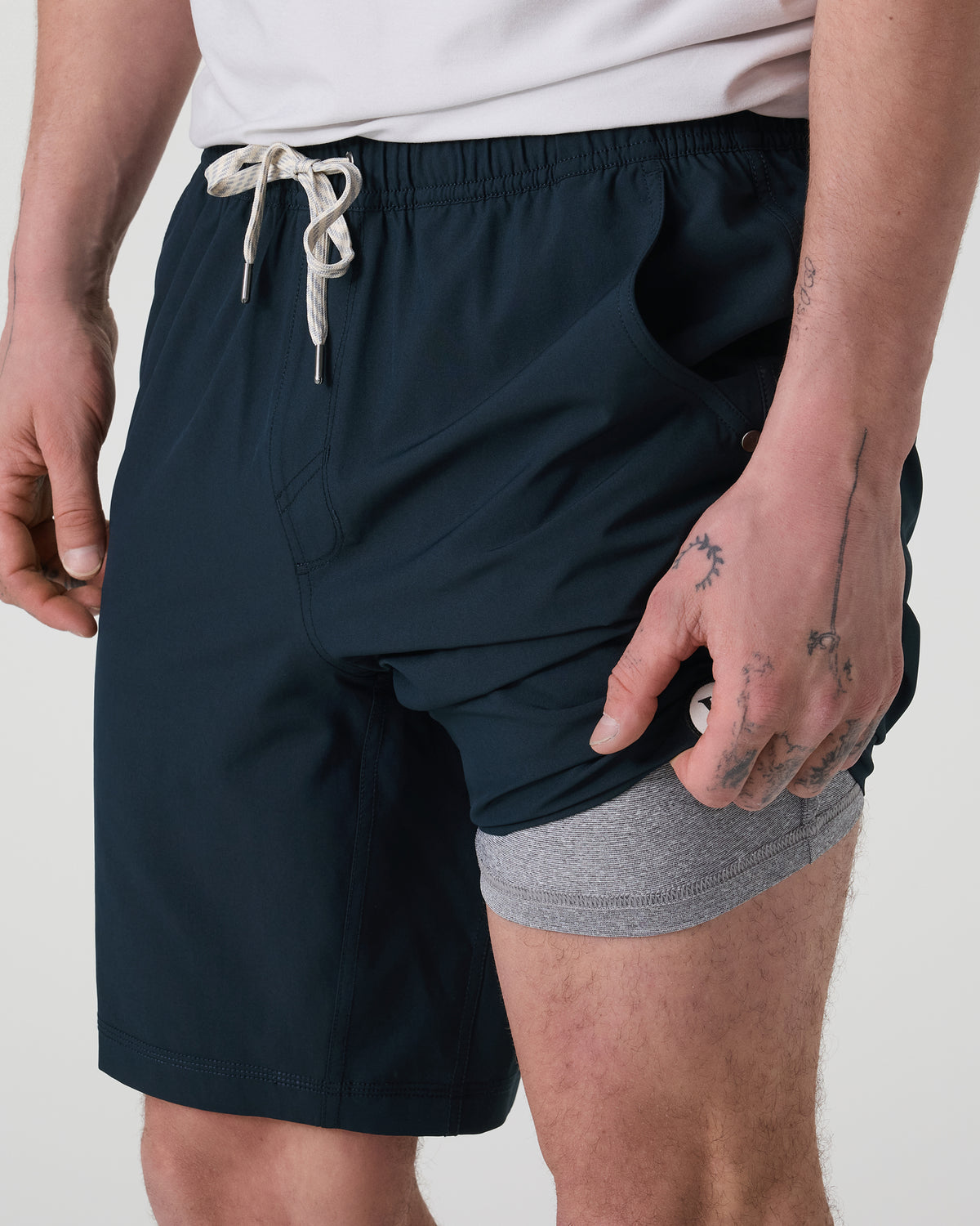 Kore Short Lined 9" Men's Ink Athletic Shorts | Vuori onsale - US 4669