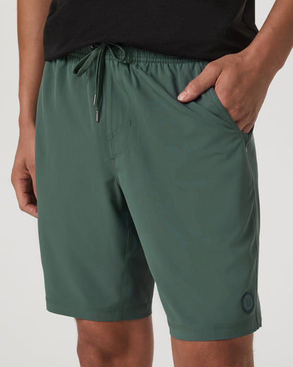 Kore Short Unlined 9" Men's Agate Green Tonal Shorts | Vuori onsale - US 7984
