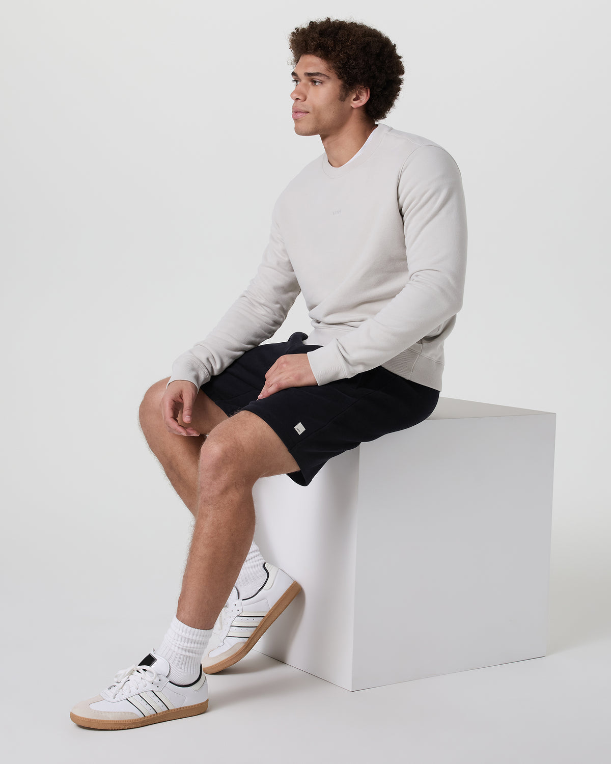 Seaside Short Classic Fit 8" Black | Vuori outlet - US 2250
