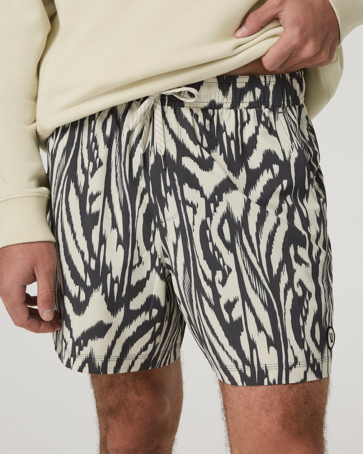 Kore Short Unlined 5" Men's Sandalwood Mirage Shorts | Vuori for sale - US 2157