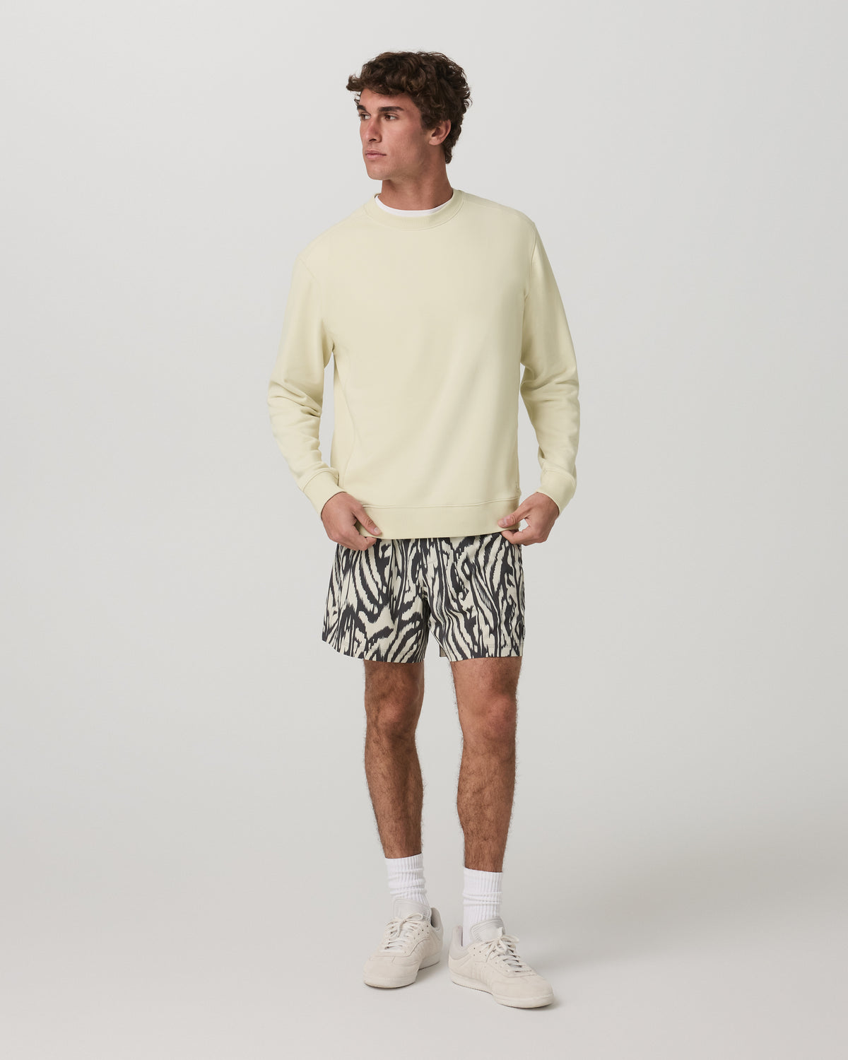 Kore Short Unlined 5" Men's Sandalwood Mirage Shorts | Vuori for sale - US 2157