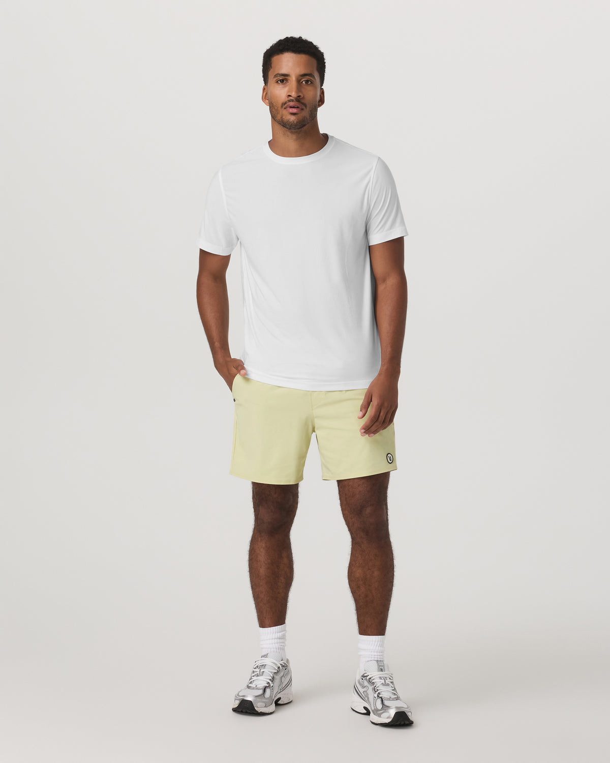 Maverick Volley Short Lined Men's Seed Hybrid Shorts | Vuori shop - US 5137