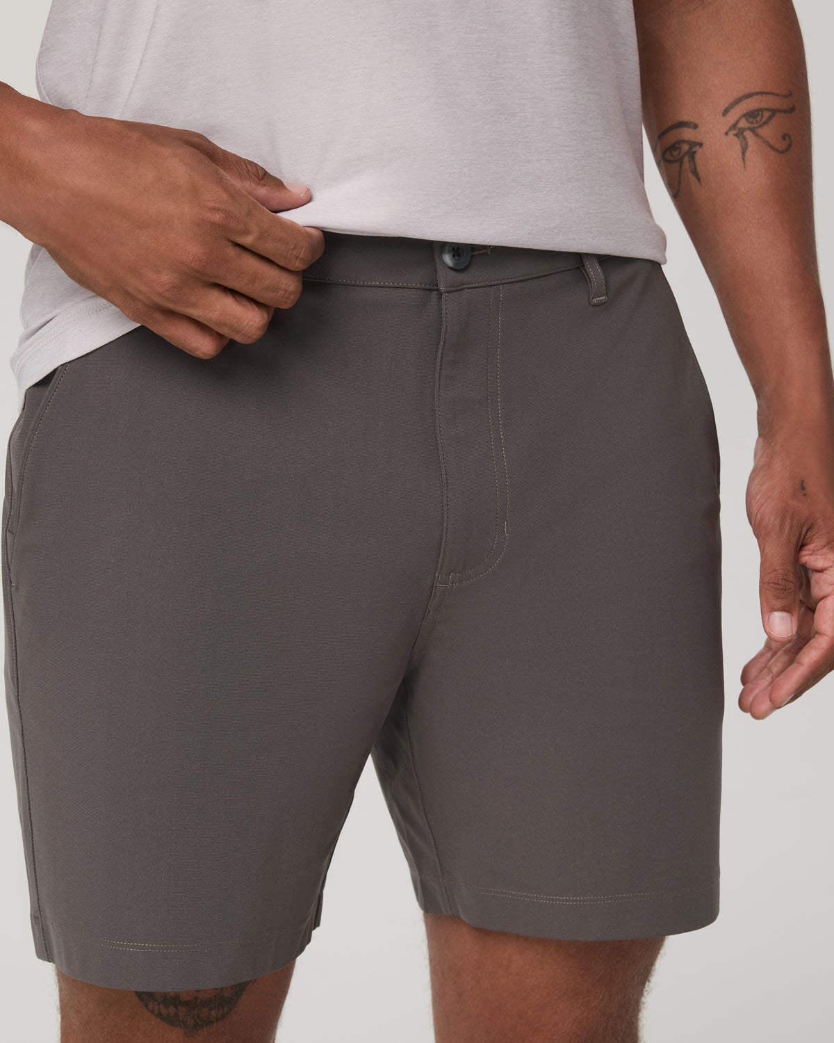 Meta Short 6" Men's Warm Grey Classic Chino Shorts | Vuori outlet - US 8665