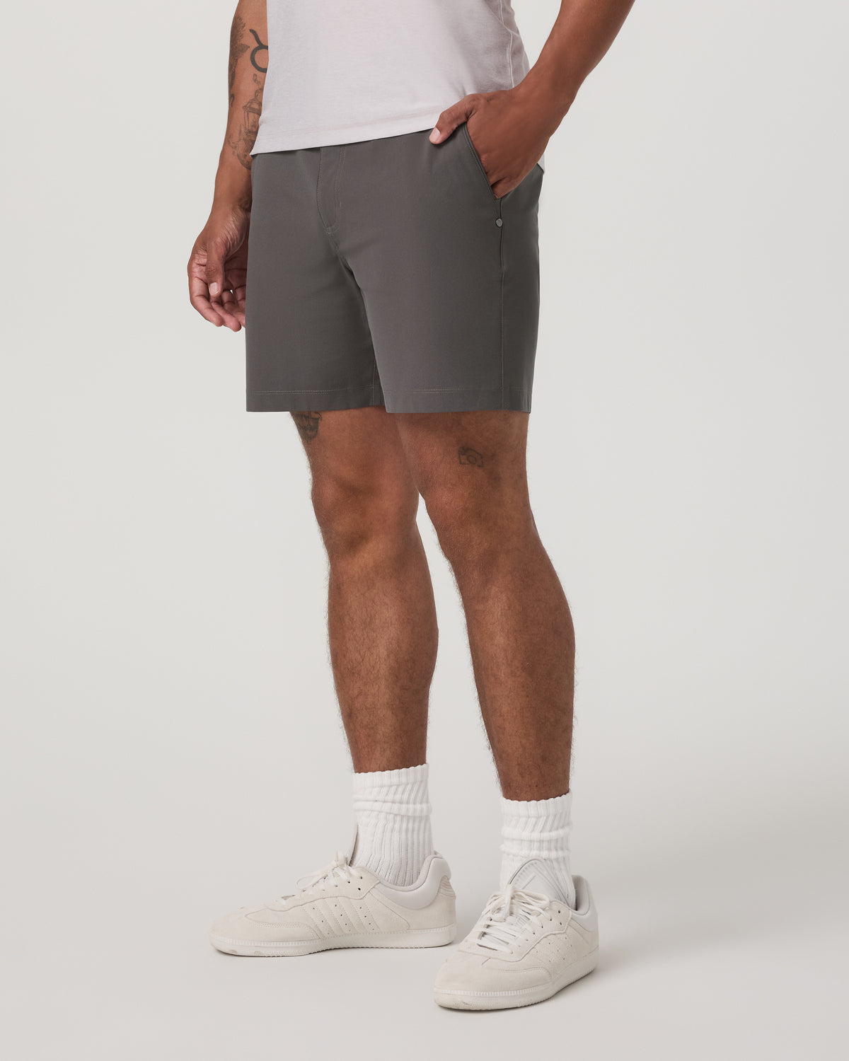 Meta Short 6" Men's Warm Grey Classic Chino Shorts | Vuori outlet - US 8665