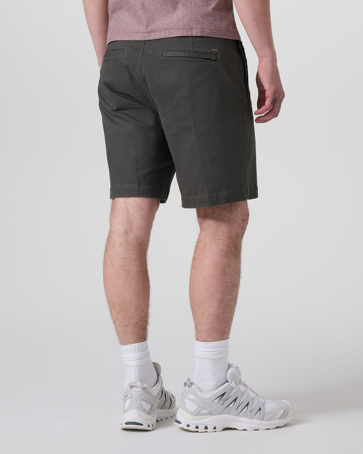 Fletcher Short Classic Fit 8" Dark Pewter | Vuori shop - US 1575