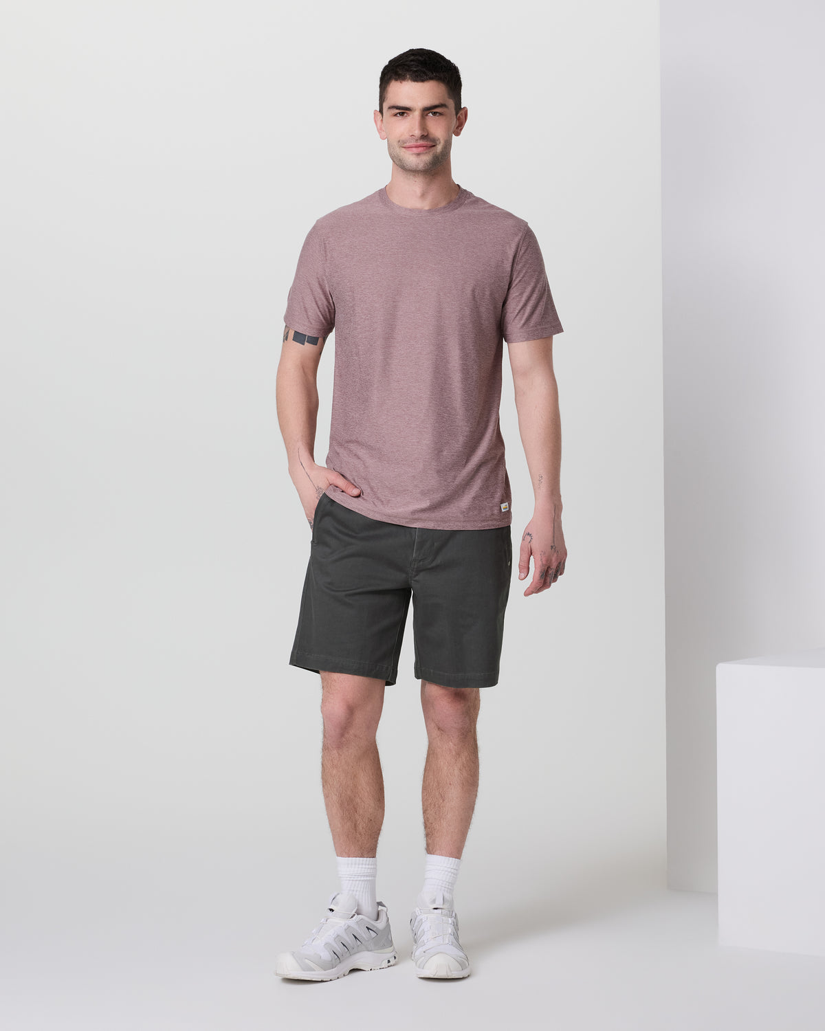 Fletcher Short Classic Fit 8" Dark Pewter | Vuori shop - US 1575